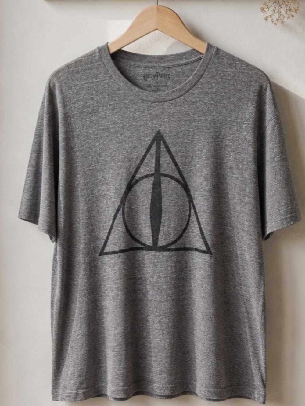 Vintage Harry Potter Men's Gray  Graphic T-Shirt with Symbol Size 2XL